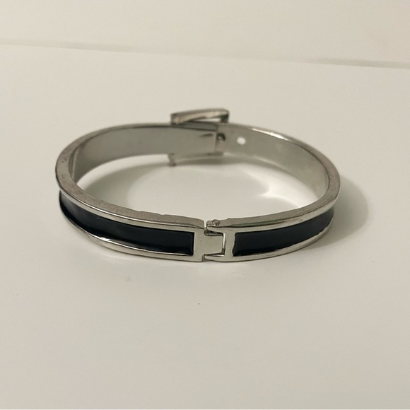 Adjustable Belt Black & Silver Enamel Paint Metal Hinged Bangle Bracelet - Picture 5 of 13